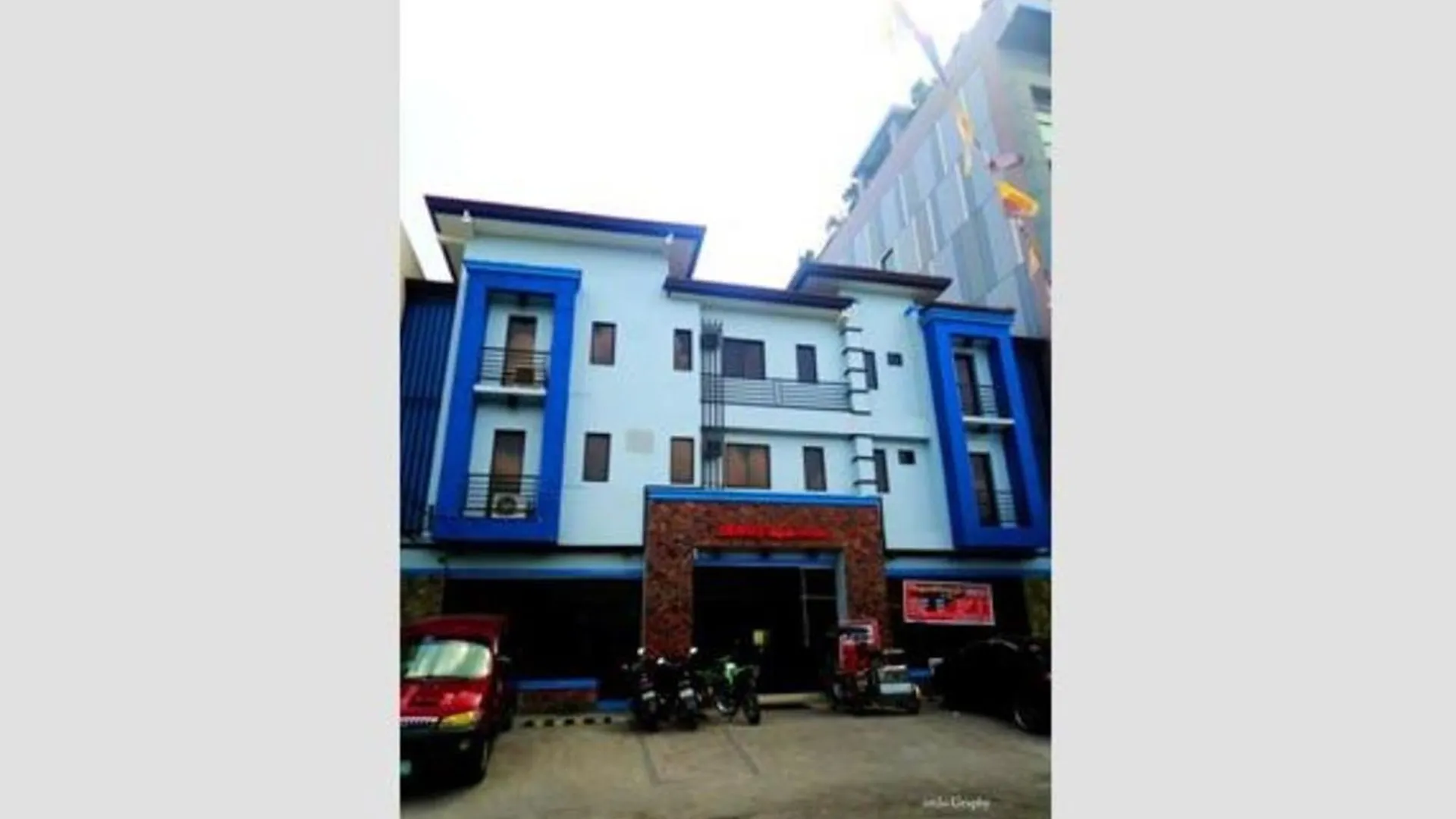 Hidden Pearl Hotel - Janus Luxury Suites Angeles